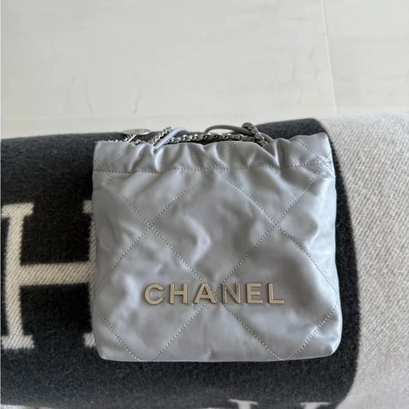 Chanel 22 mini - Picture 6 of 7